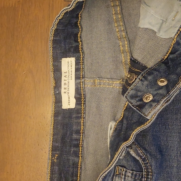 Redial Denim Jean Skirt - Picture 3 of 9